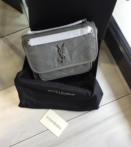 Sac Niki Baby Gris pour femme de YSL