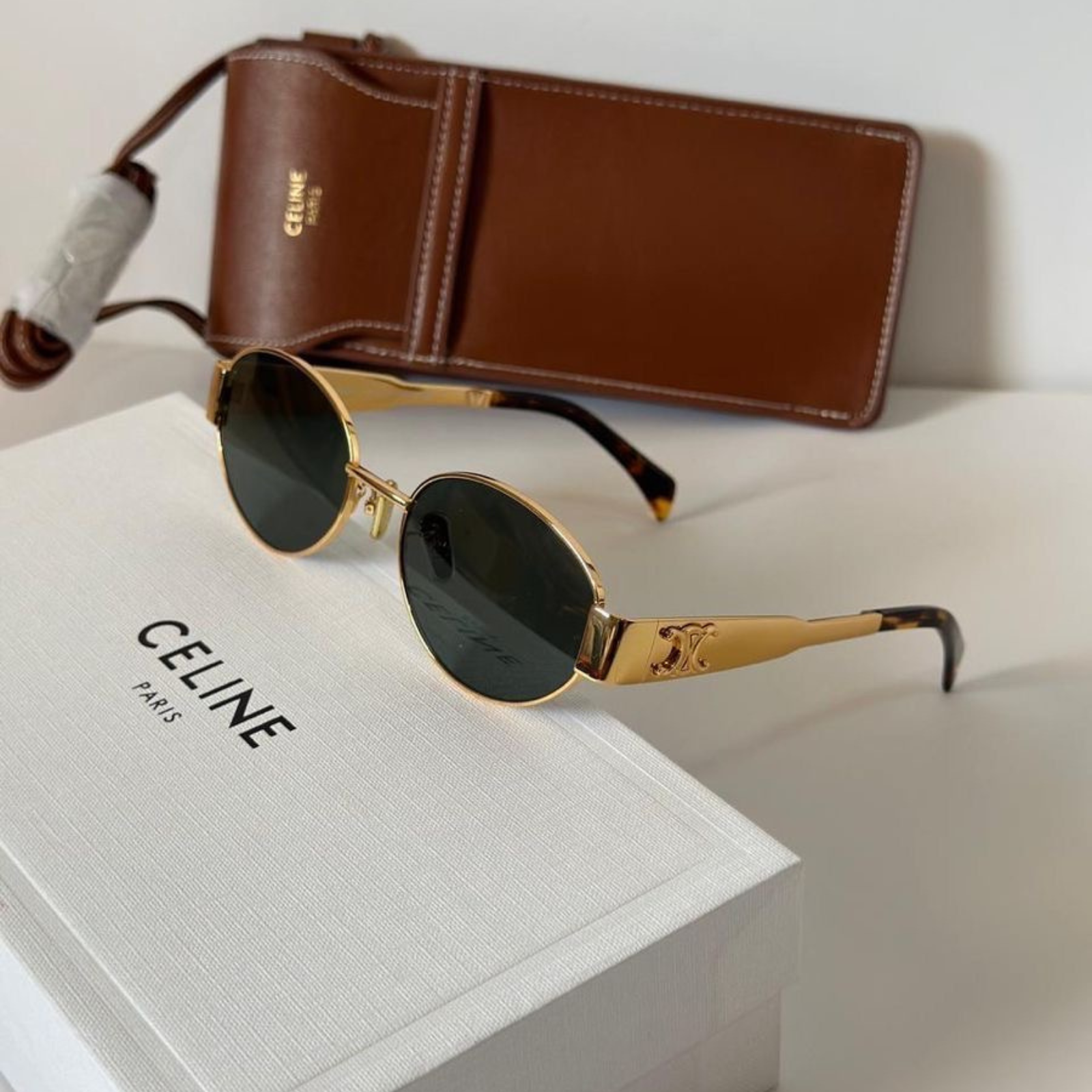Solaires CELINE Triomphe Metal Oval CL40235U