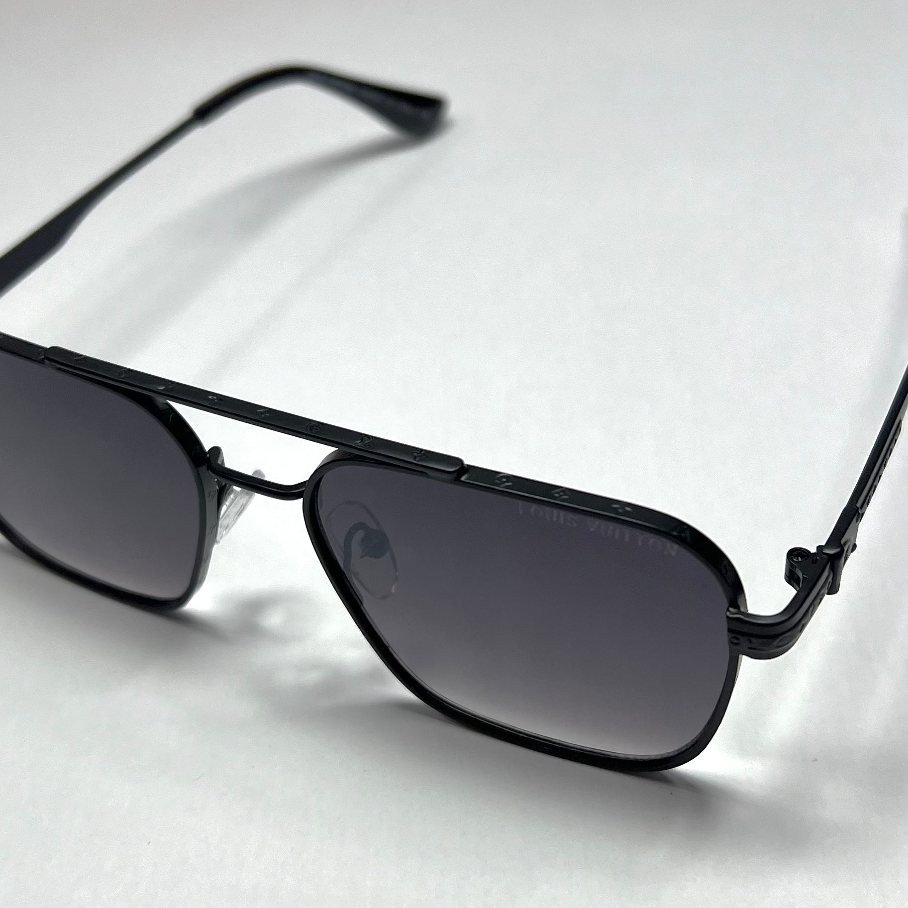 Solaires Louis vuitton pour hommes mod 3