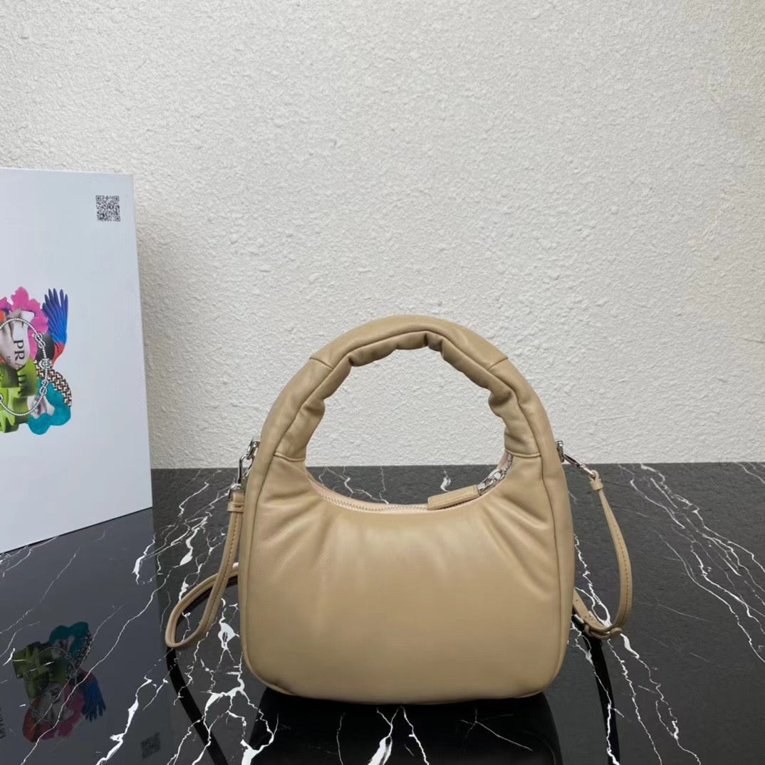 Sac bandoulière de Prada Nylon Beige